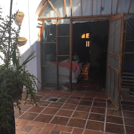 Hostal Dona Carlota Hotel Куатросьенегас-де-Карранса Экстерьер фото