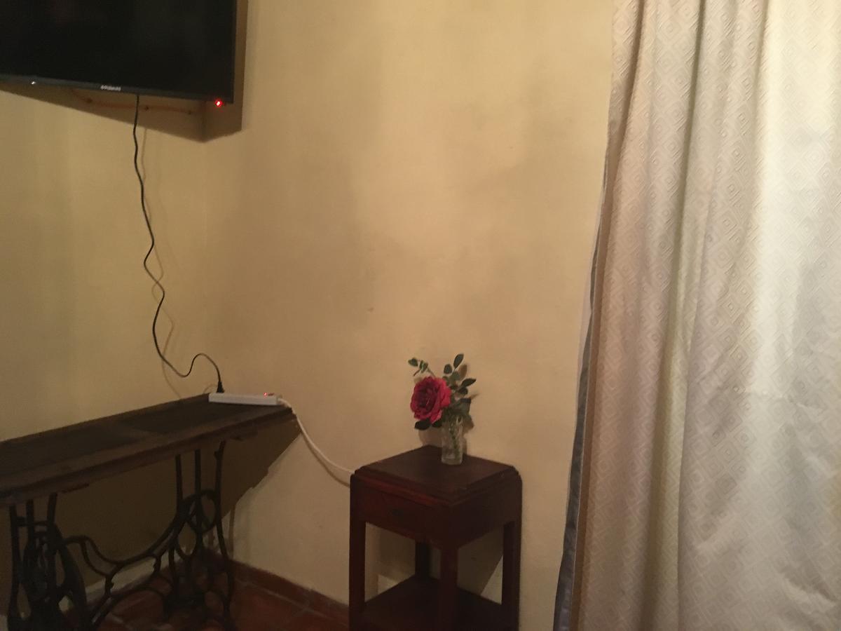 Hostal Dona Carlota Hotel Куатросьенегас-де-Карранса Экстерьер фото